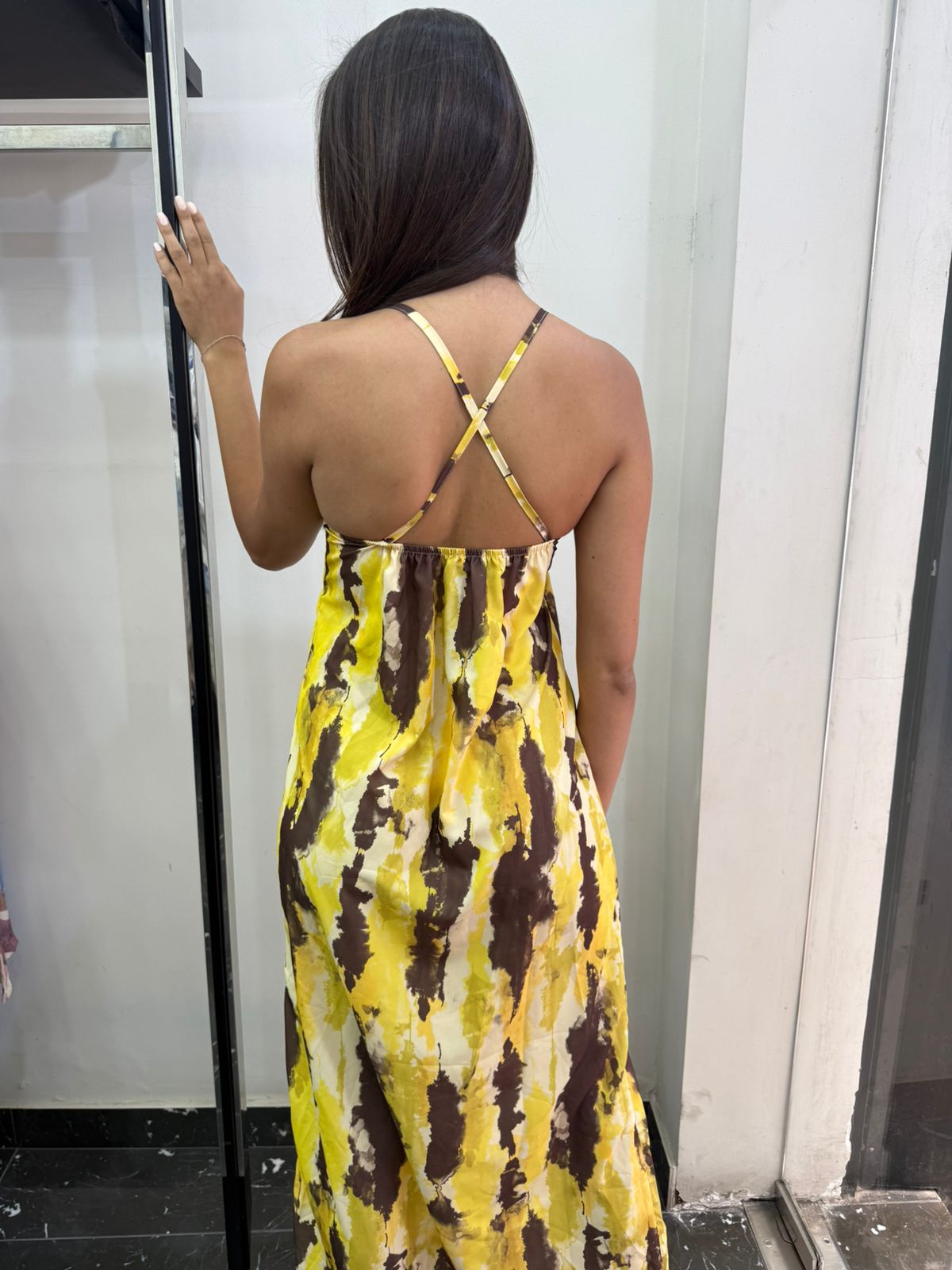 Yella dress