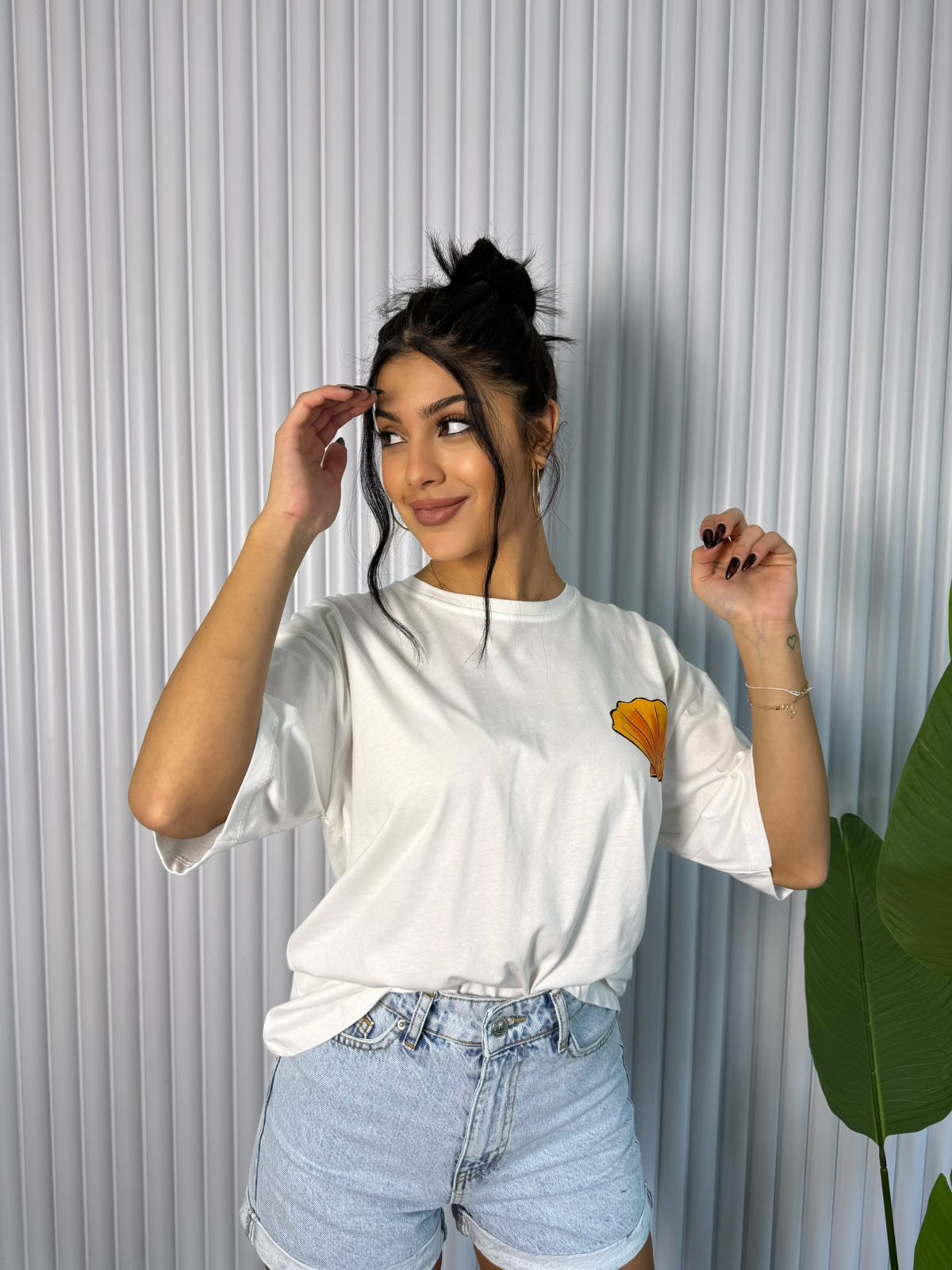 Shell Tshirt