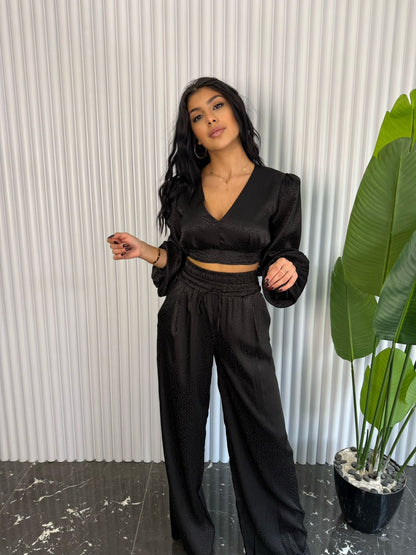 Cleo Set