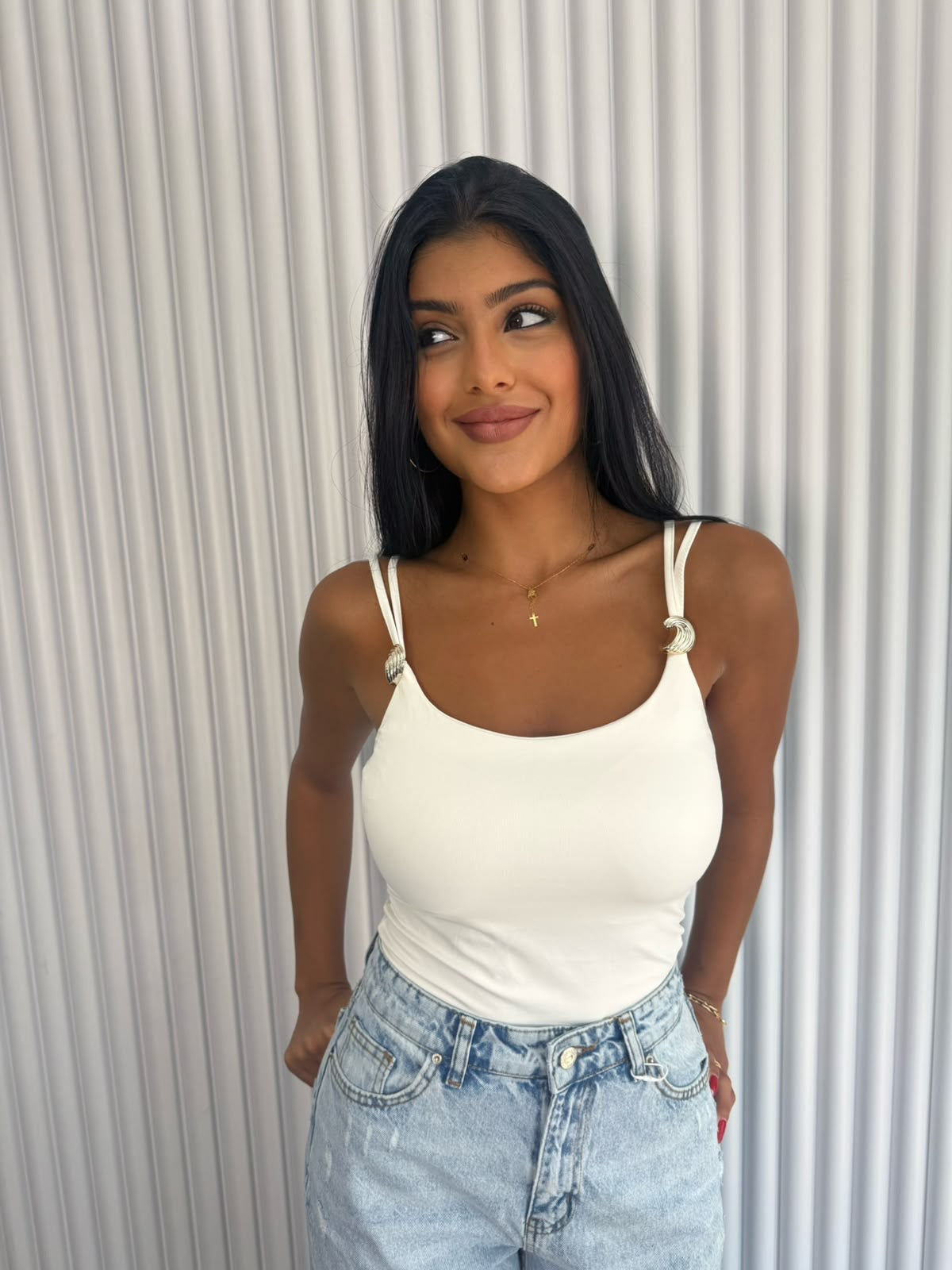 Shella Top
