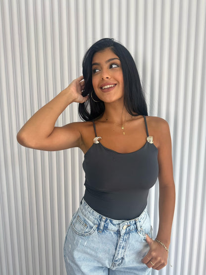 Shella Body